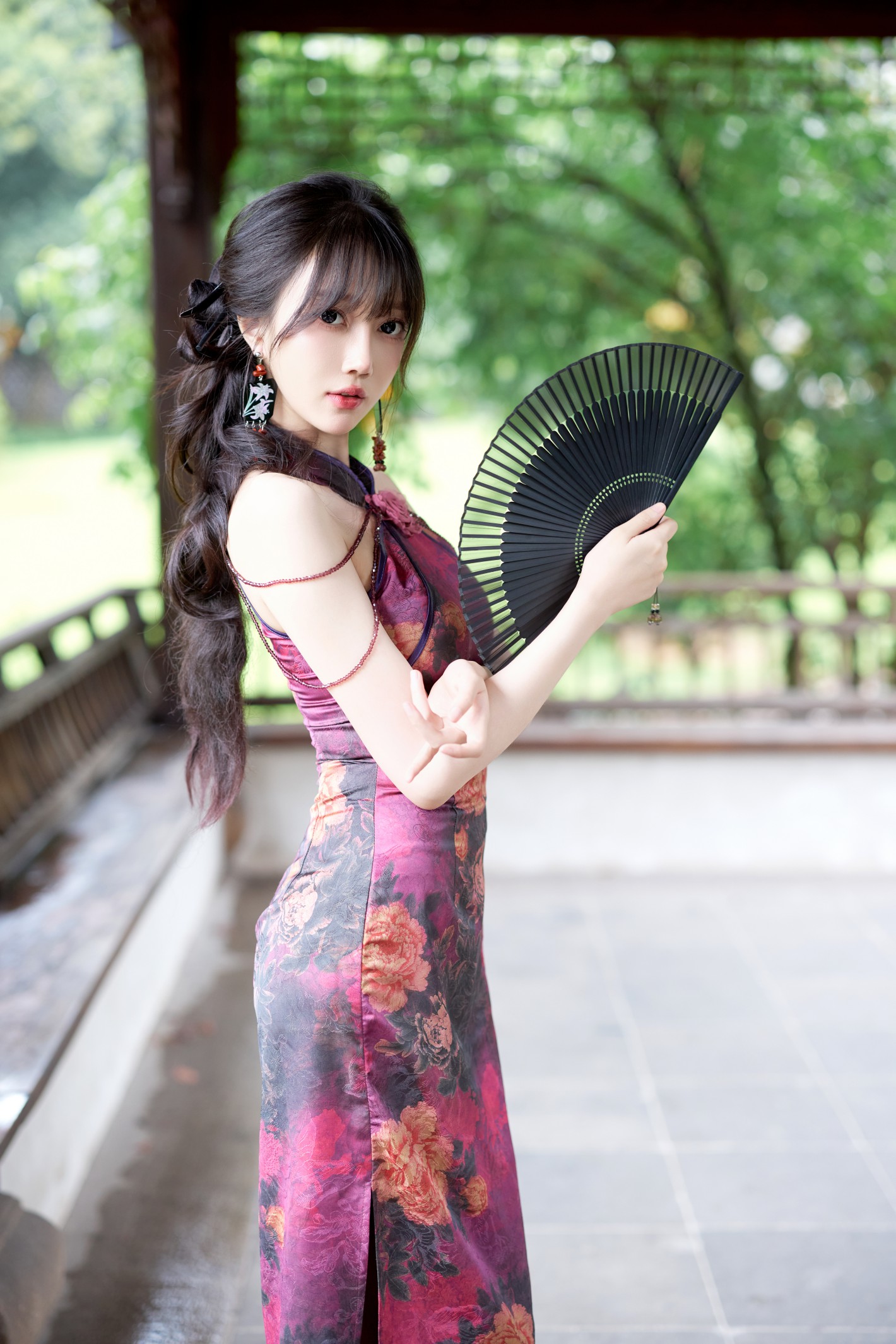 内购无水印 [XIUREN秀人网] NO.10593 玥儿玥紫色旗袍 [70P+6V-2928MB]