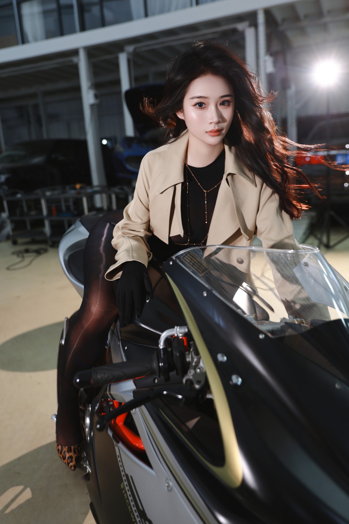内购无水印 [XIUREN秀人网] NO.10788 南乔机车女郎 [126P+1V-745MB]